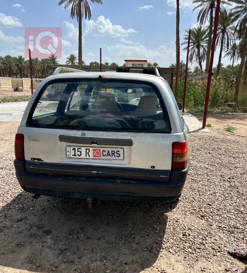 اوبل أوميغا